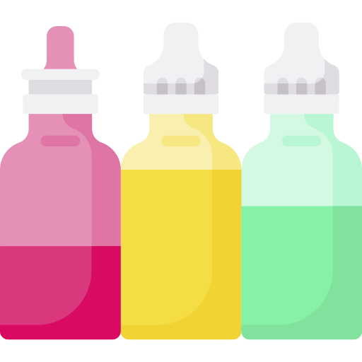Trois biberons à tétines blanches, contenant des liquides roses, jaunes et verts, sont alignés côte à côte sur un fond uni.